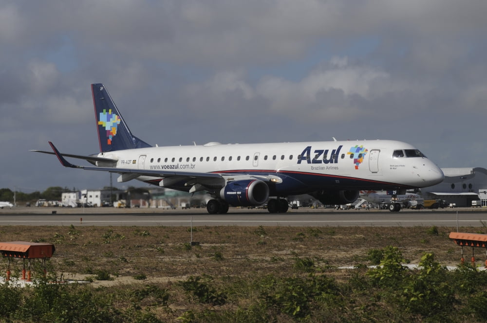 Embraer 190 from Azul Brazilian Airlines at Natal Airport Brazil Canvas Art - Riccardo NiccoliStocktrek Images (17 x 12)