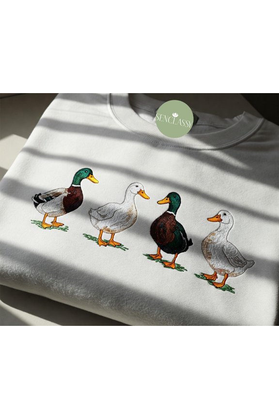 Embroidered Duck Mom Shirt, Minimalist Duck Mallard Sweatshirt, Gift for Farmer, Cute Farm Animal Shirt, Duck Lover Crewneck, Cottagecore