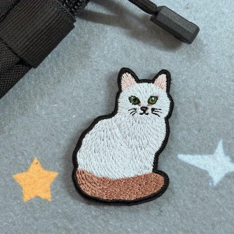 Embroidered Kitten Patch with Hook & Loop Backing - Multi-Color Tactical Badge for Backpacks, Hats, and Military Armbands