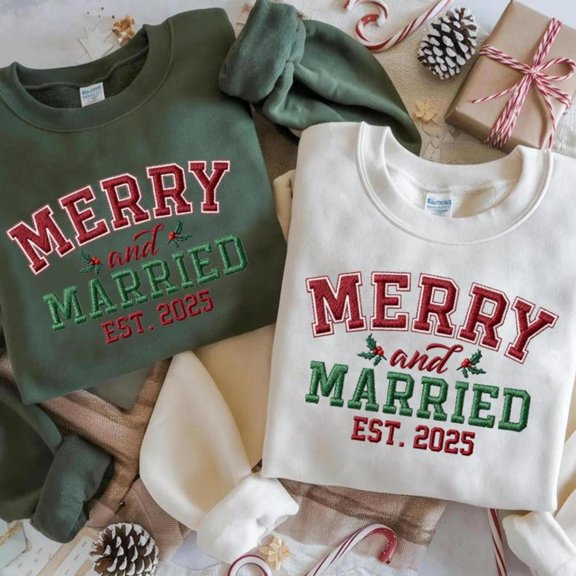 Embroidered Merry and Married, Sweatshirt