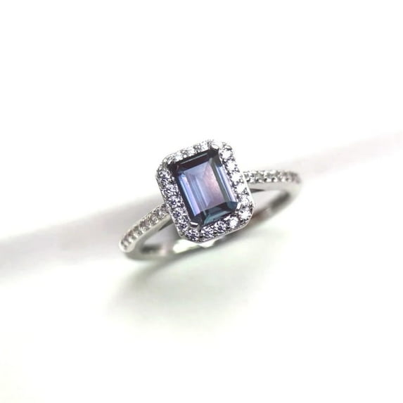 Emerald Cut Alexandrite Ring 925 Sterling Silver Promise Ring For Her Color Change Gemstone Engagement Ring Christmas Birthday Gift