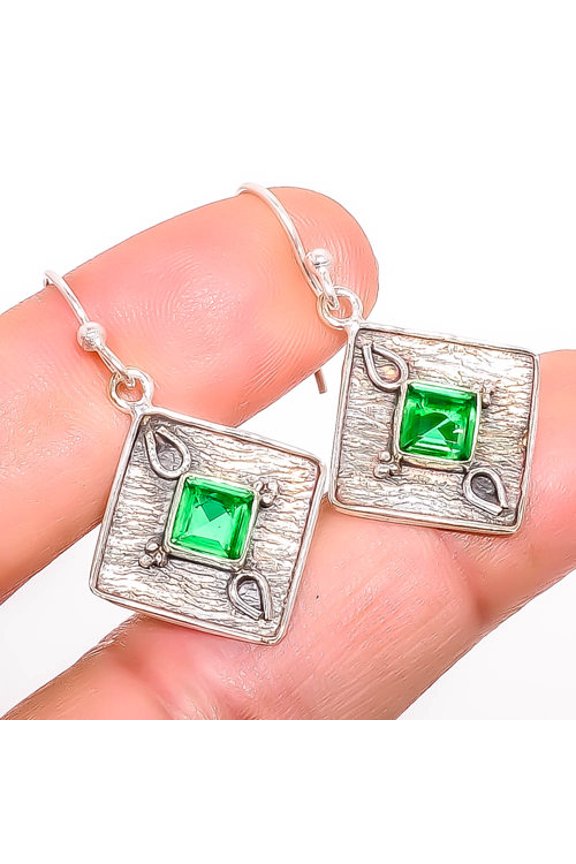 Emerald Quartz (Simulated) 925 Sterling Silver Israeli Earring 1.56" E1639-16