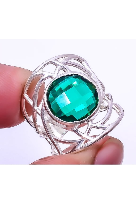 Emerald Quartz (Simulated) 925 Sterling Silver Solitaire Ring s.7.5 R89-10