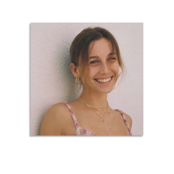 Emma Chamberlain Female Star Art Poster Gifts Canvas Painting Poster Wall Art Decorative Picture Prints Modern Decor 12x12inch(30x30cm)