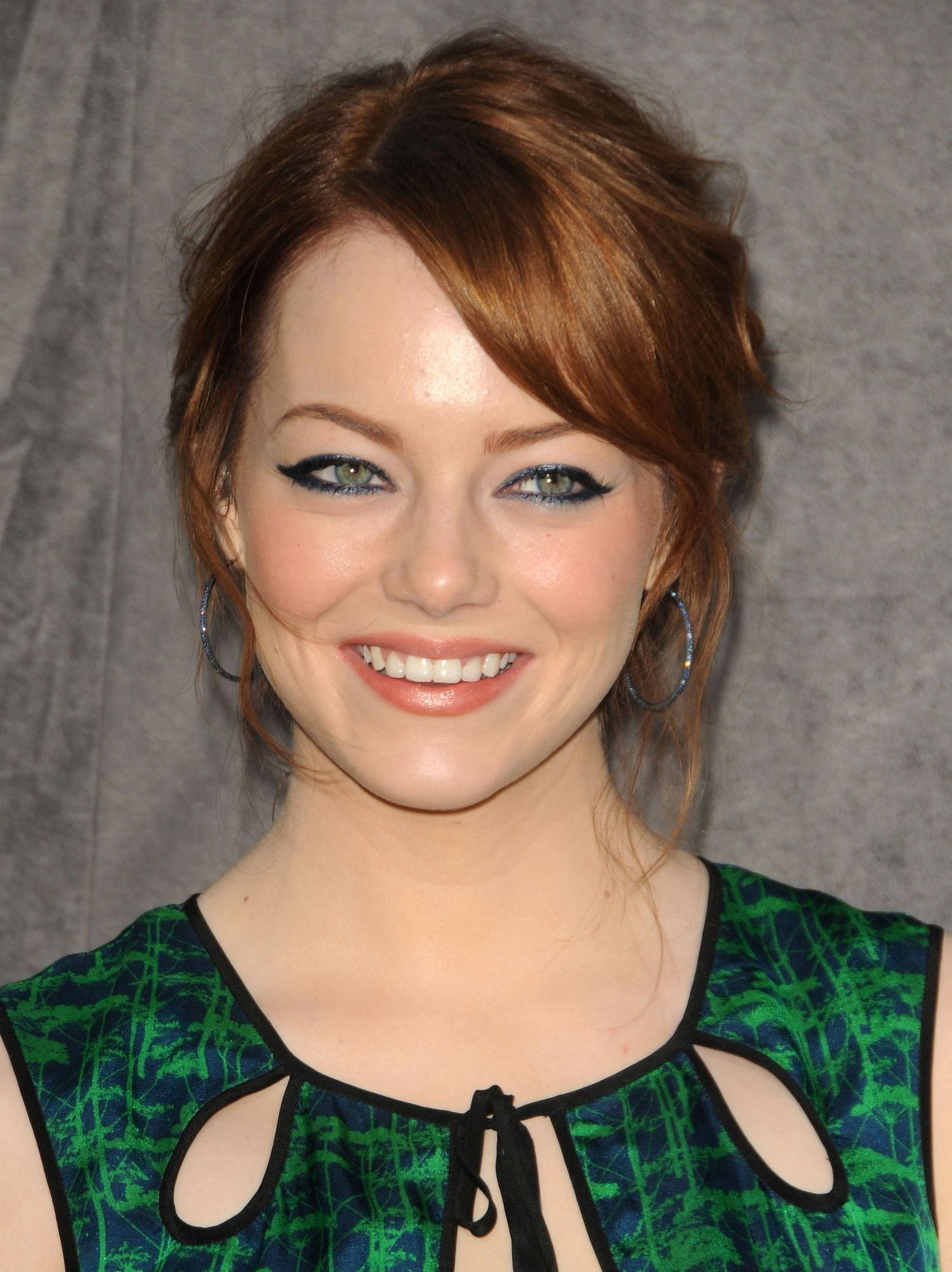 Emma Stone At Arrivals For 17Th Annual Critics Choice Movie Awards - Arrivals Canvas Art - (16 x 20)