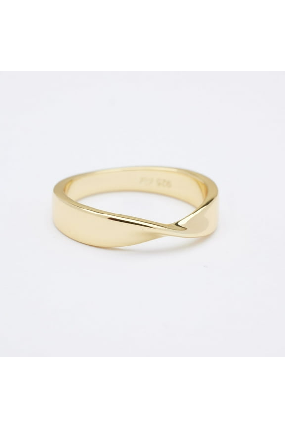 Emma Twisted Gold Ring