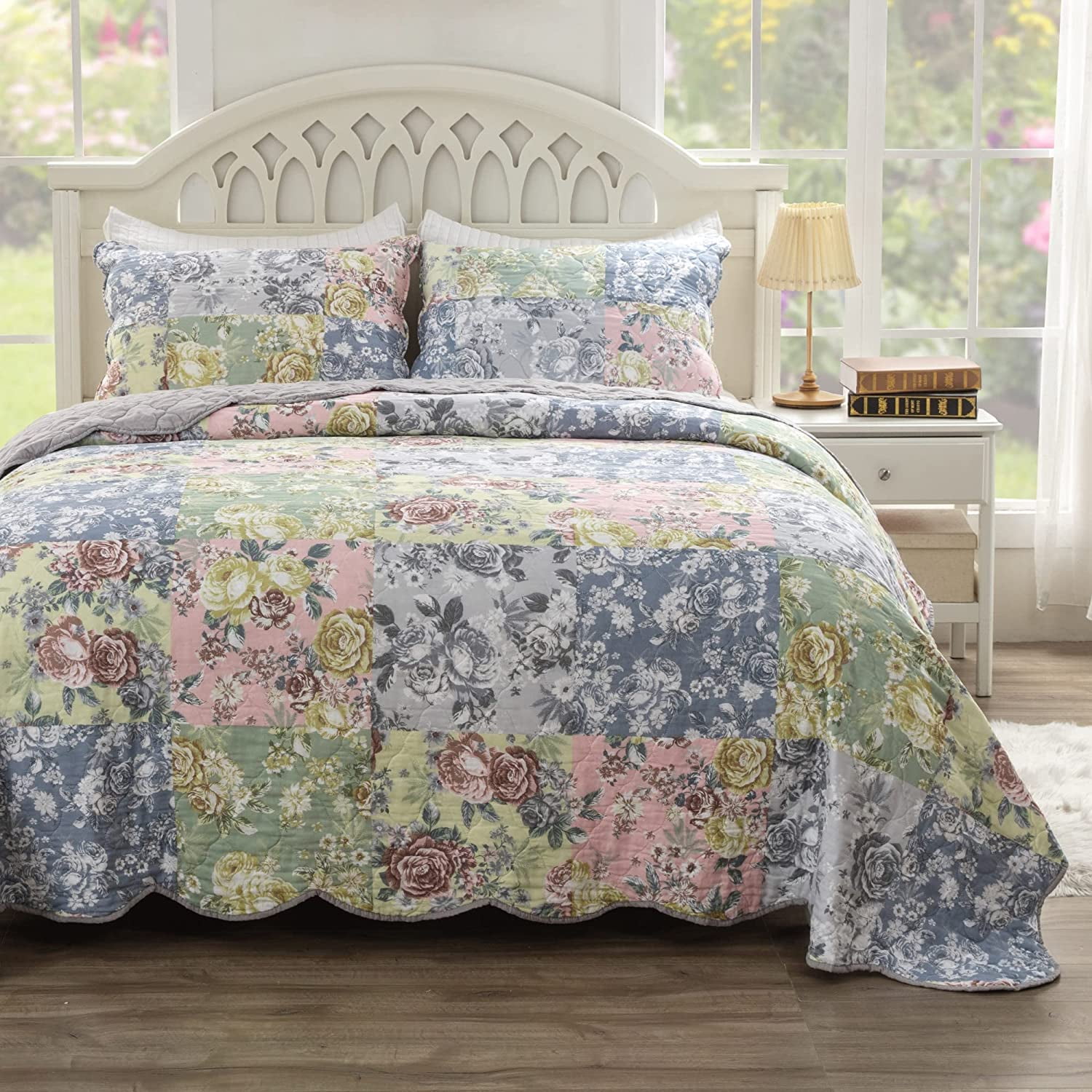 Gray Floral Patchwork Cotton Full Quilt Set