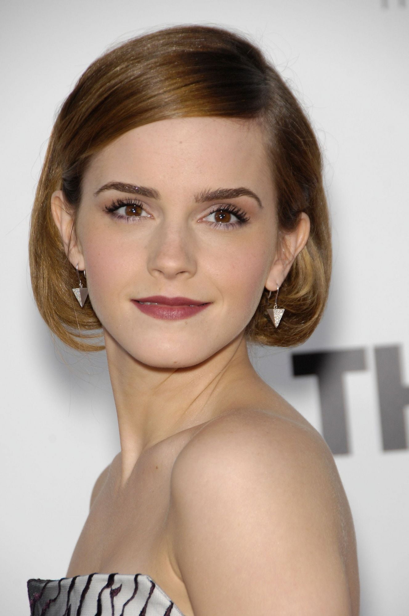 Emma Watson At Arrivals For This Is The End Premiere Canvas Art - (16 x 20)