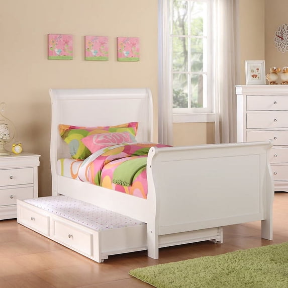 Emmet Twin Size Louis Phillippe Sleigh Bed with Optional Trundle