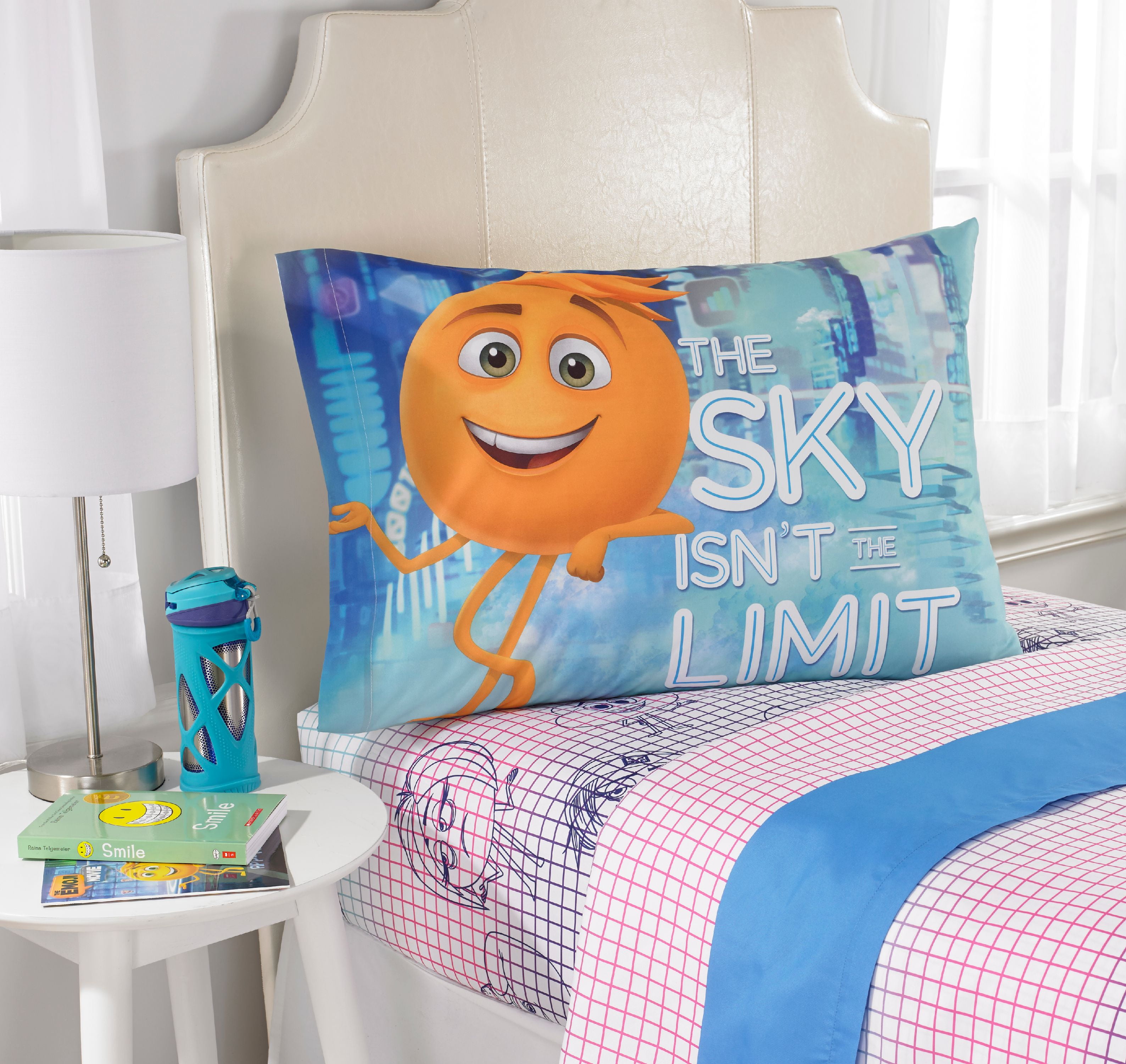 Emoji Movie The Cloud Twin Bedding Sheet Set Kids Reversible - Main Image