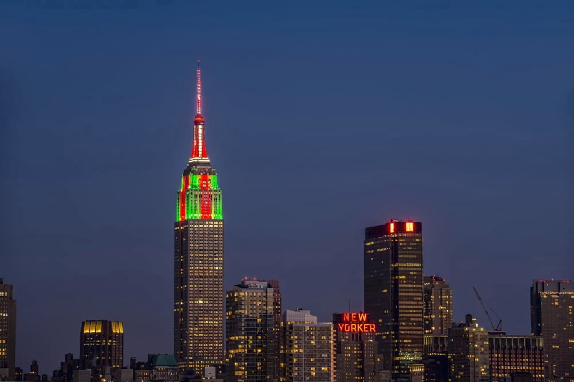 Empire State Building at twilight in colours celebrating Christmas New York City New York United States of America Canvas Art - F M Kearney Design Pics (19 x 12)
