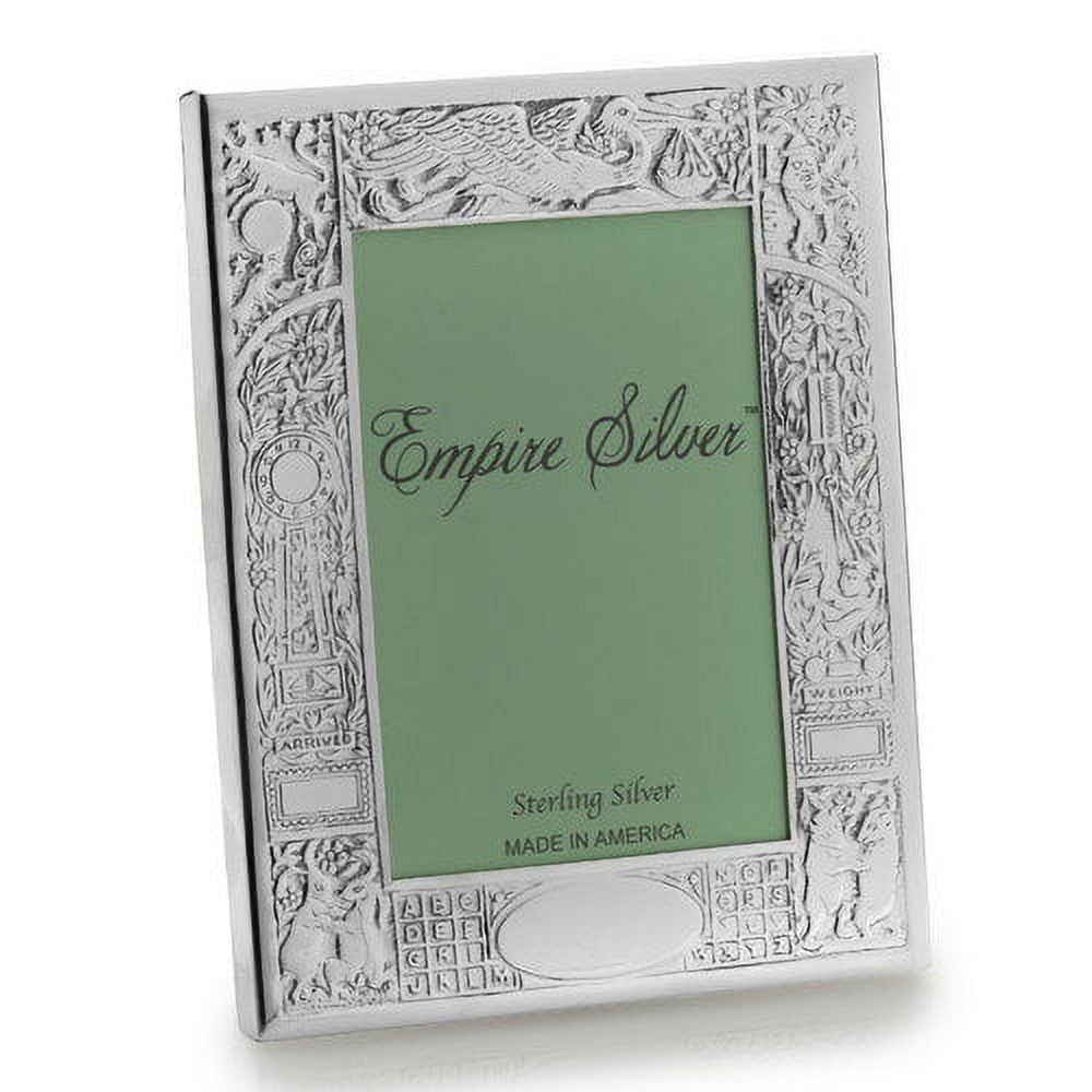 Signature Recycled Aluminum Photo Frame - 4x6 Engravable, Sophisticated Home Decor, 7.75x6 Inch