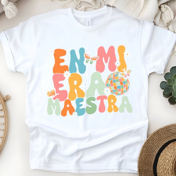 En Mi Era Maestra T-Shirt, Retro Spanish Teacher Shirt with Disco Ball and Flowers, White, Size S