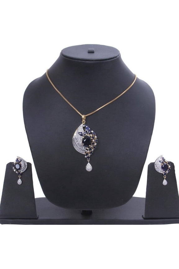 Enchanted Gold Plated Pendant Set