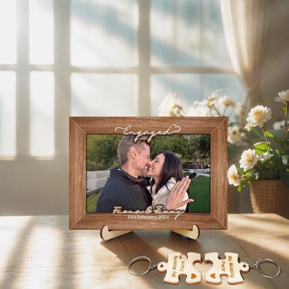 Engagement Photo Frame with Keychain, Personalized Valentine’s Gift, Engagement Gifts for Couples, Valentine’s Day Gift for Him/Her, Meaningful Lovers Gift