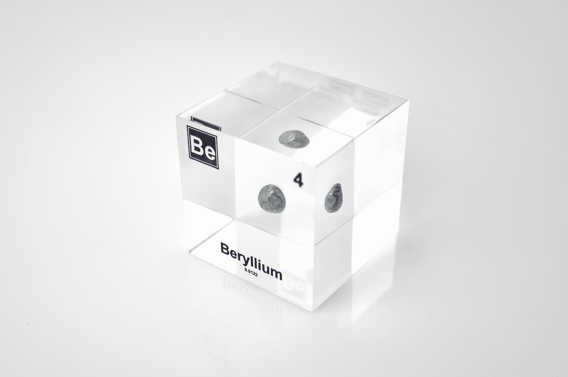 Engineered Labs Educational Beryllium Element Cube Display Clear ...