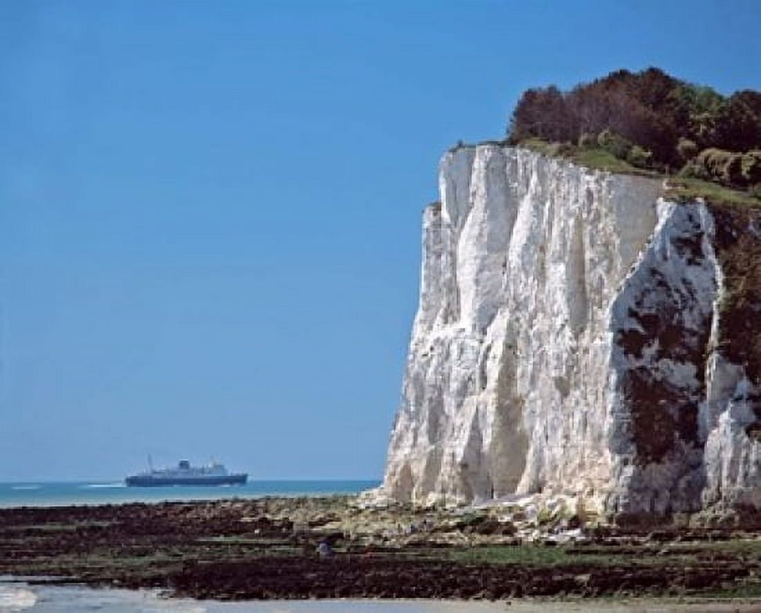 England County Kent White Cliffs of Dover Ship Canvas Art - Ric Ergenbright DanitaDelimont (34 x 28)