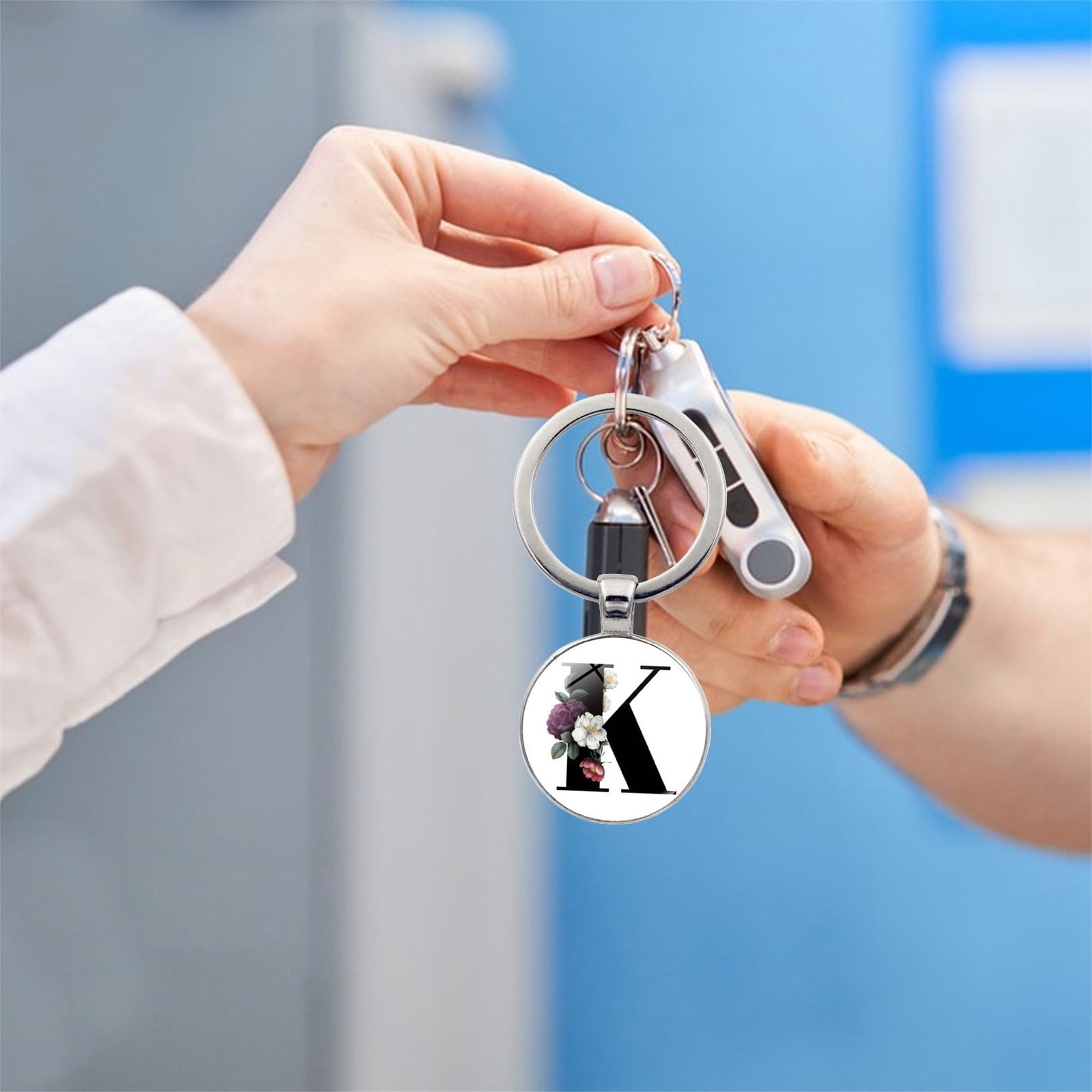 English Letter Keychain Pendant Glass Letter Flower Pendant Keyring