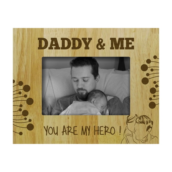 Engraved Wood Personalized Picture Frame, Daddy & Me - Fathers Day Gift - 4 x 6 Inches Vertical