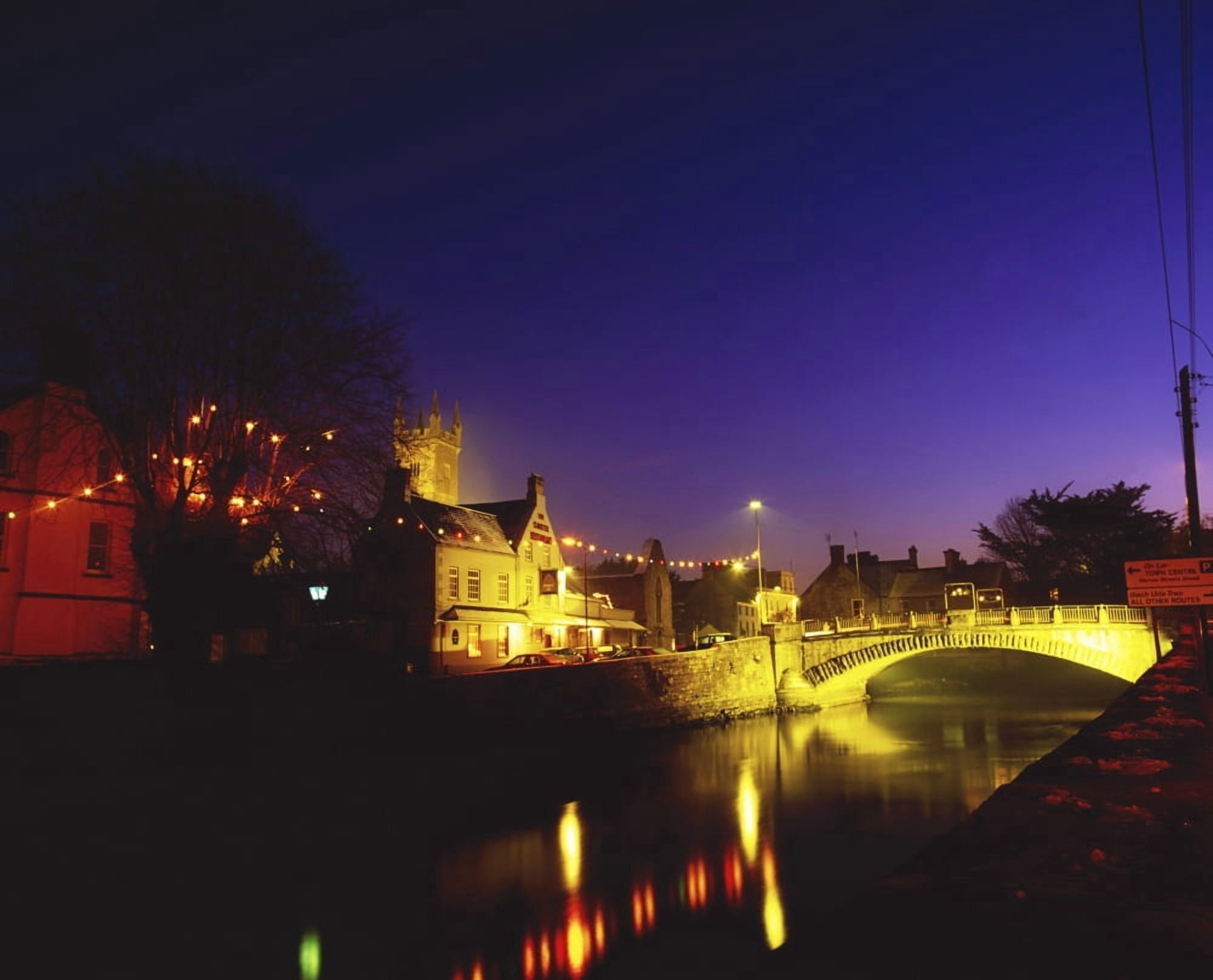 Ennis Co Clare Ireland Bridge Over Placid River Canvas Art - The Irish Image Collection Design Pics (17 x 13)