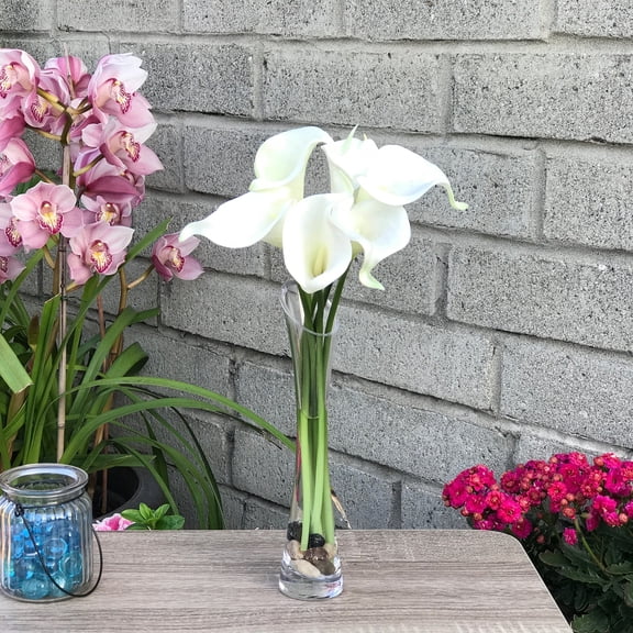 Enova Home Artificial Cream Velet Lily Silk Flowers Arrangement with Clear Glass Vase