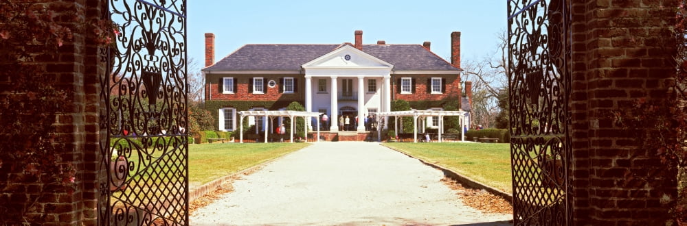 Entrance gate of a house Boone Hall Plantation Mount Pleasant Charleston South Carolina USA Canvas Art - Panoramic Images (27 x 9)