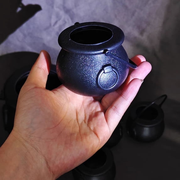 Eolstice Miniature Halloween Witch Cauldron Set, Spellbinding Party Decor Accents, Themed Display for Potion Making and Festive Fun