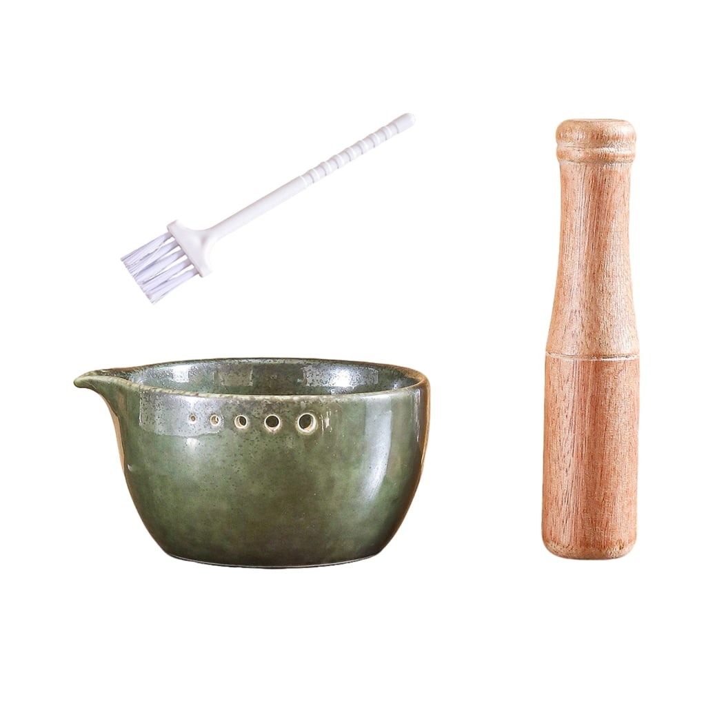 Ergonomic Ceramic Garlic Mincer with Round Holes for Efficient Leaves Separation