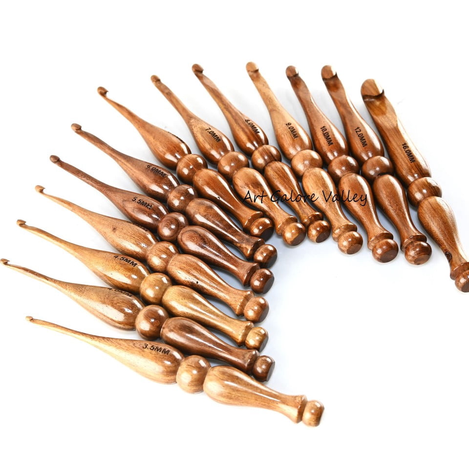 Ergonomic Wooden Crochet Set of 13 Sizes | Crochet Hook For Large Projects 3.5 MM to 16 MM | Perfect Gift For Yarn Lover Thick Crochet Needle for Weaving Bag Scarf Blankets