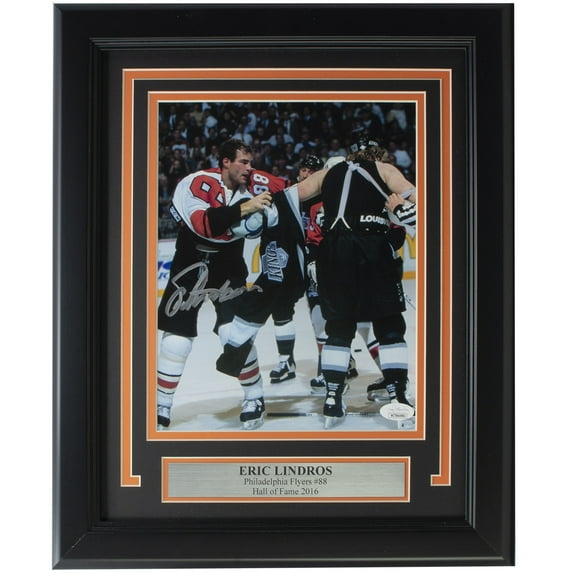 Eric Lindros Signed Framed 8x10 Philadelphia Flyers Photo JSA ITP