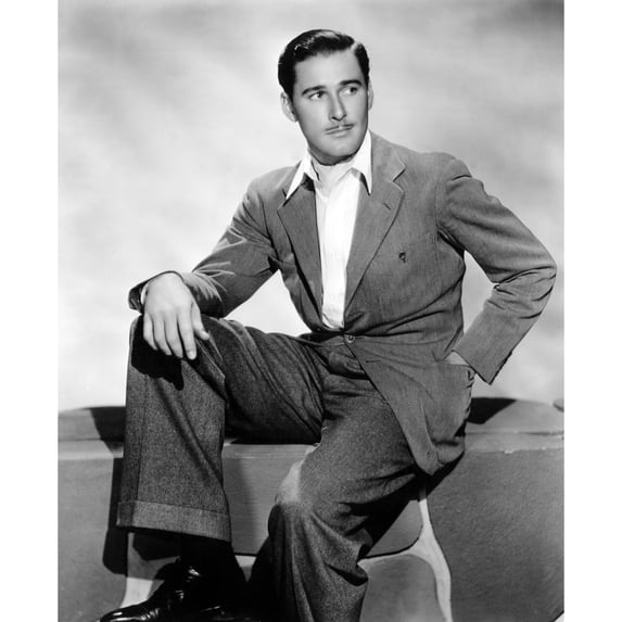 Errol Flynn 1930S Photo Print (16 x 20)