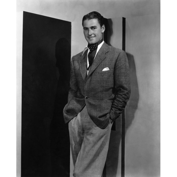 Errol Flynn Ca. 1935 Photo Print (16 x 20)