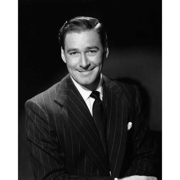 Errol Flynn Ca. 1940S Photo Print (8 x 10)