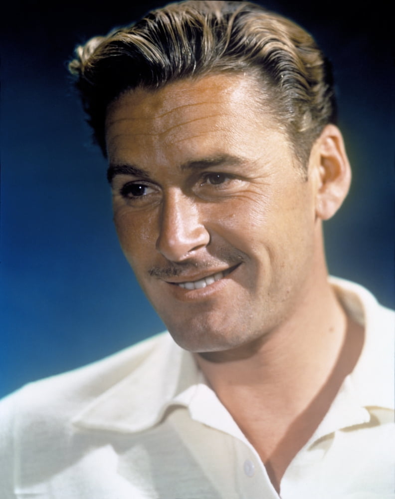 Errol Flynn Canvas Art - (16 x 20)