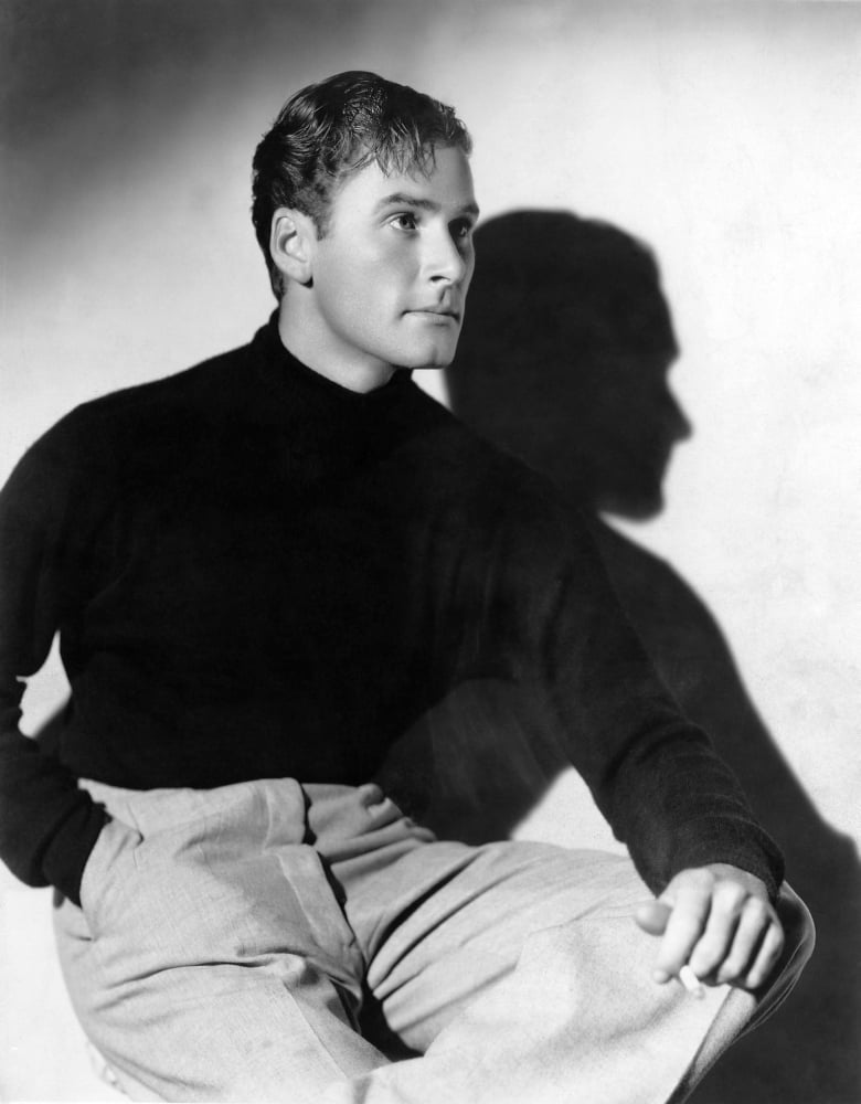 Errol Flynn Canvas Art - (16 x 20)