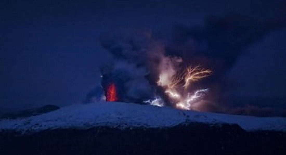 Erupting volcano Eyjafjallajokull Iceland Canvas Art - Panoramic Images (24 x 14)