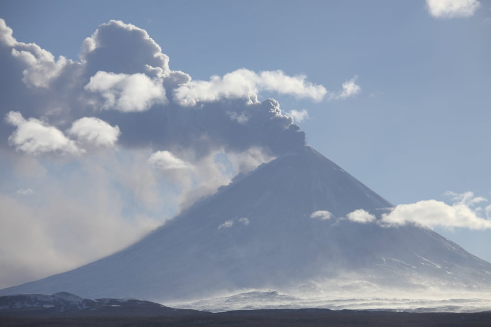 Eruption of Kliuchevskoi Volcano Kamchatka Russia Canvas Art - Richard RoscoeStocktrek Images (35 x 23)