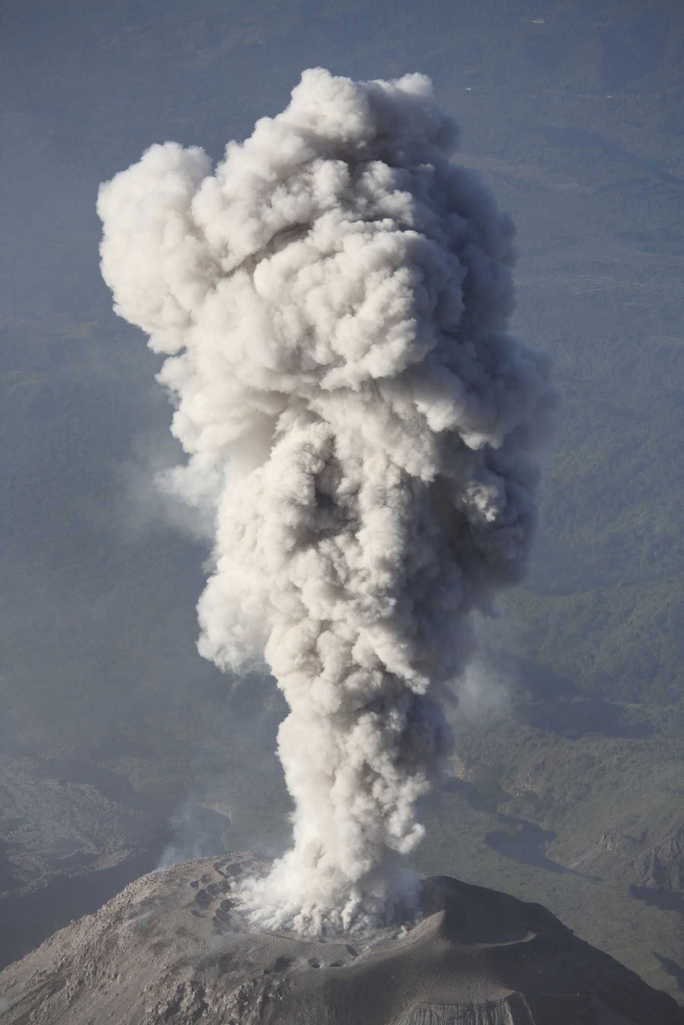Eruption of ash cloud from Santiaguito dome complex Santa Maria volcano Guatemala Canvas Art - Richard RoscoeStocktrek Images (12 x 18)