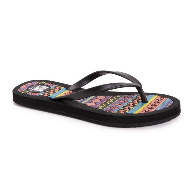 Muk luk flip best sale flops