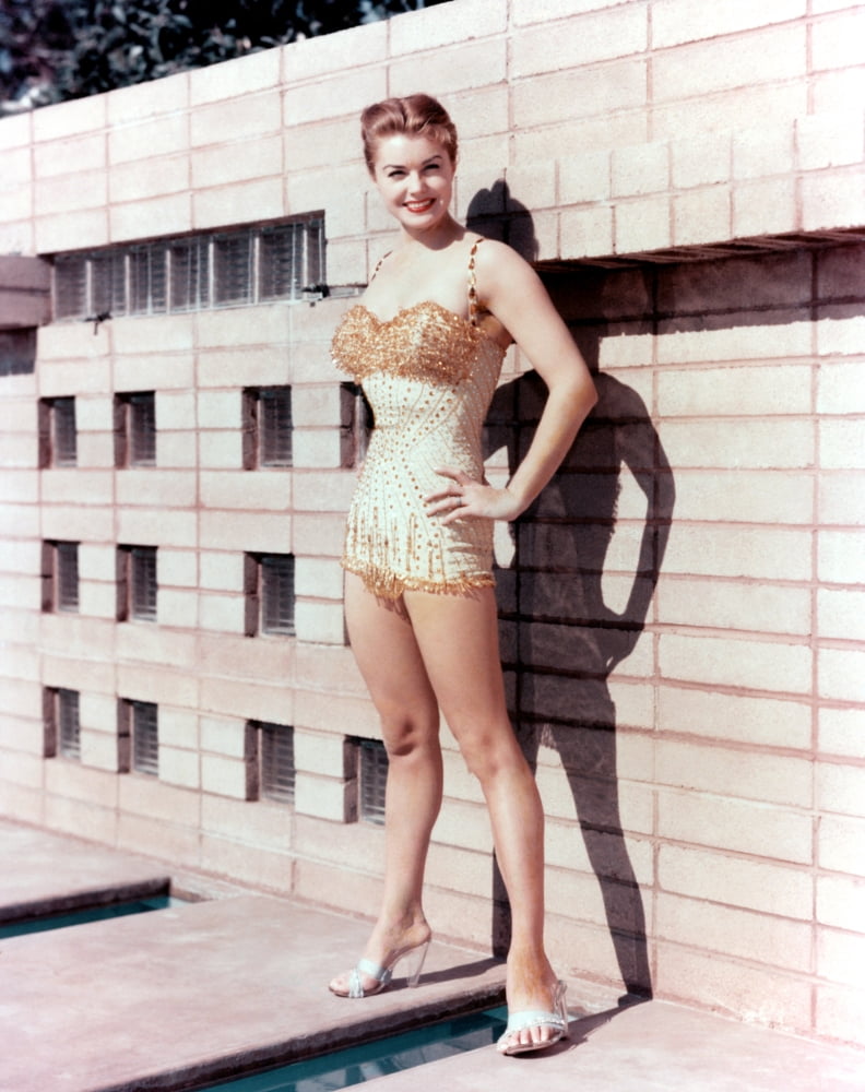 Esther Williams Canvas Art -  (16 x 20)