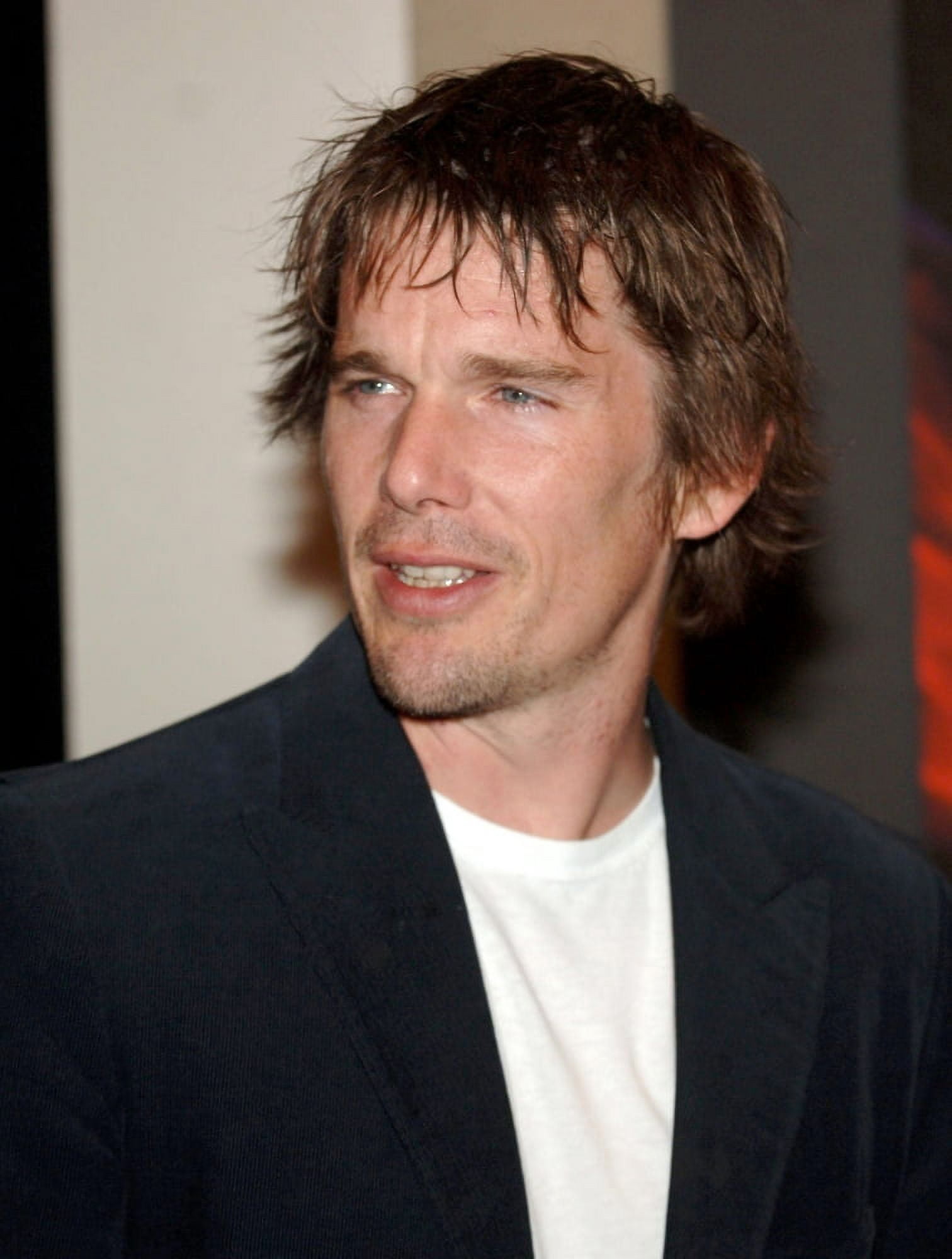 Ethan Hawke At Arrivals For A Scanner Darkly Screening By The Film Society Of Lincoln Center Canvas Art - (16 x 20)