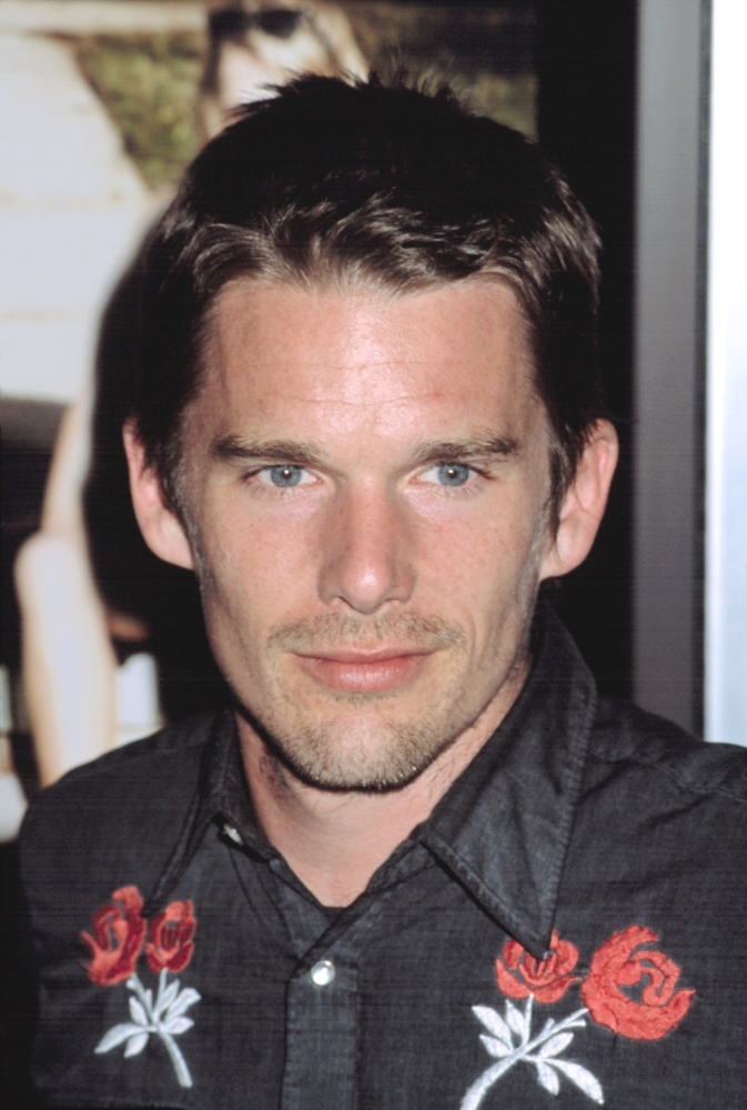 Ethan Hawke At Premiere Of Hysterical Blindness Canvas Art - (16 x 20)