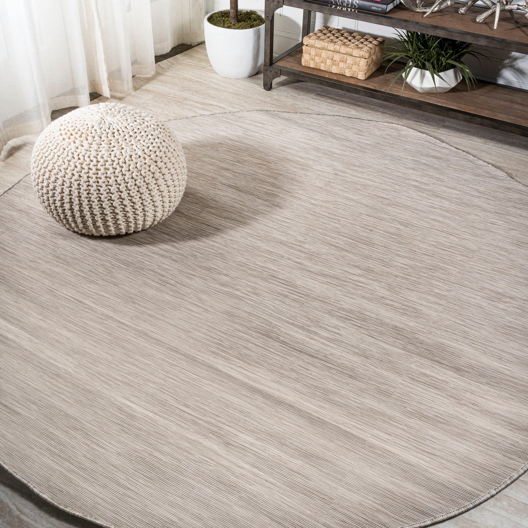 Ethan 6' Round Light Gray Synthetic Indoor/Outdoor Area Rug