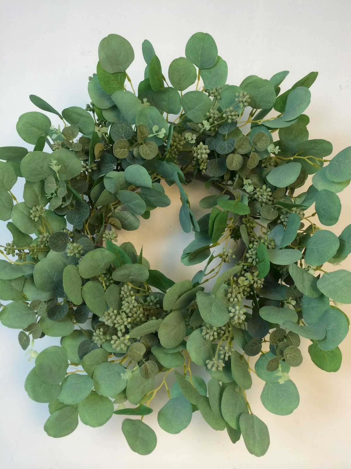 eucalyptus-leaves-wreath-walmart