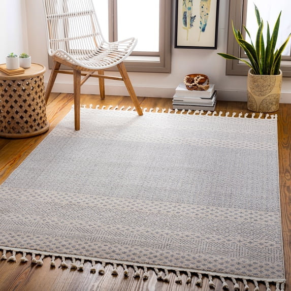 Euphoria Light Gray 5'3" x 7'3" Global Rectangle Area Rug