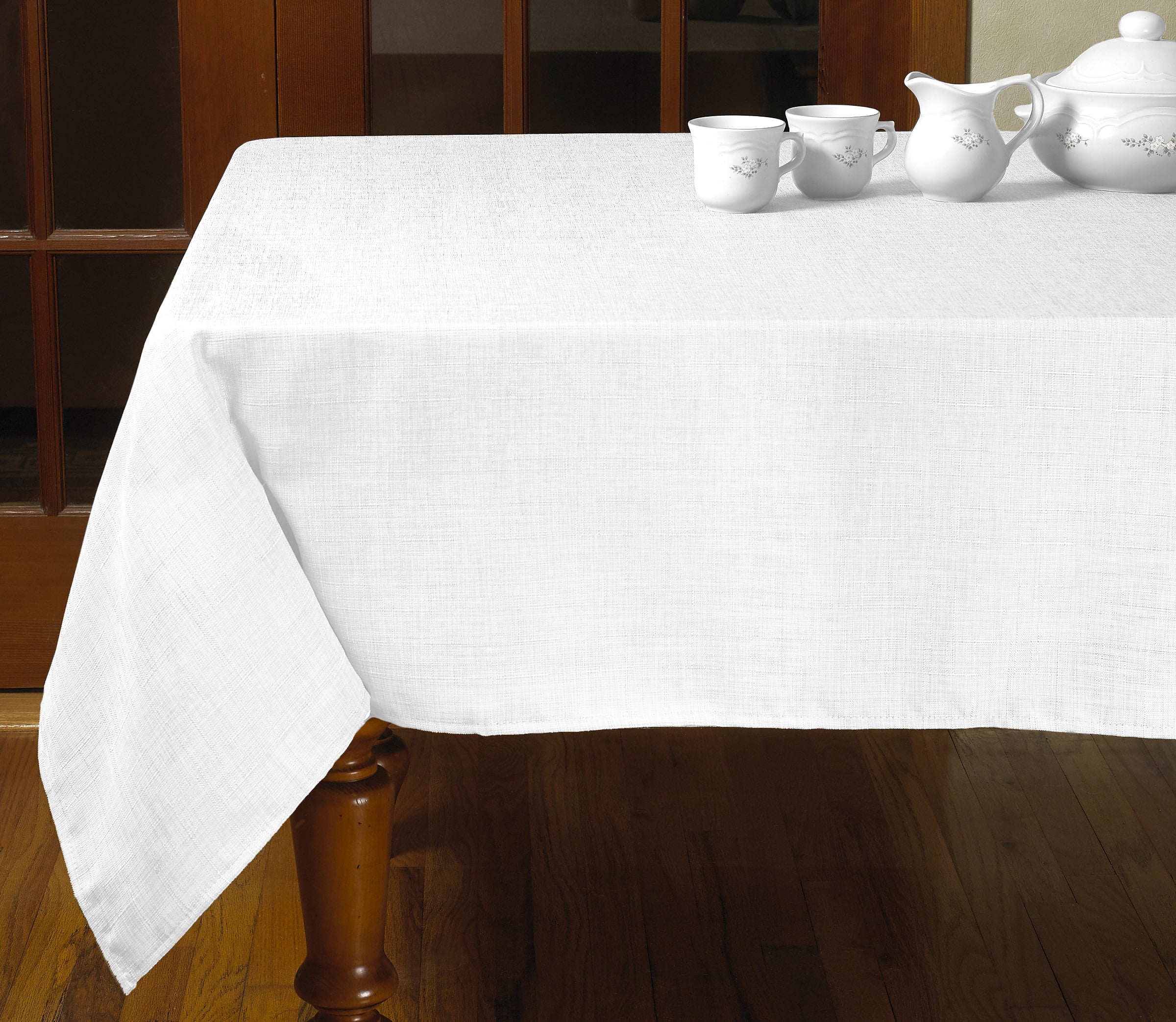Beautiful Vintage European Floral Pattern Cotton Linen Tablecloth 52"x 70" | ID: D1356571
