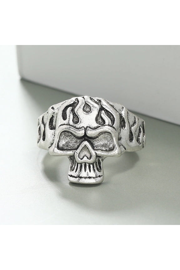 Womens Gold Plated Solitaire Ring Spade Geometric Chain Design European Fashion Jewelry Gift for Her Card Game Poker