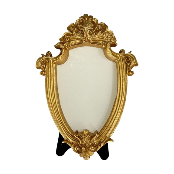 European Style Resin Photo Frame with Embossed Design 10cm Height Antique Tabletop Or Wall Decor for Photos & Display B by ZZyuan