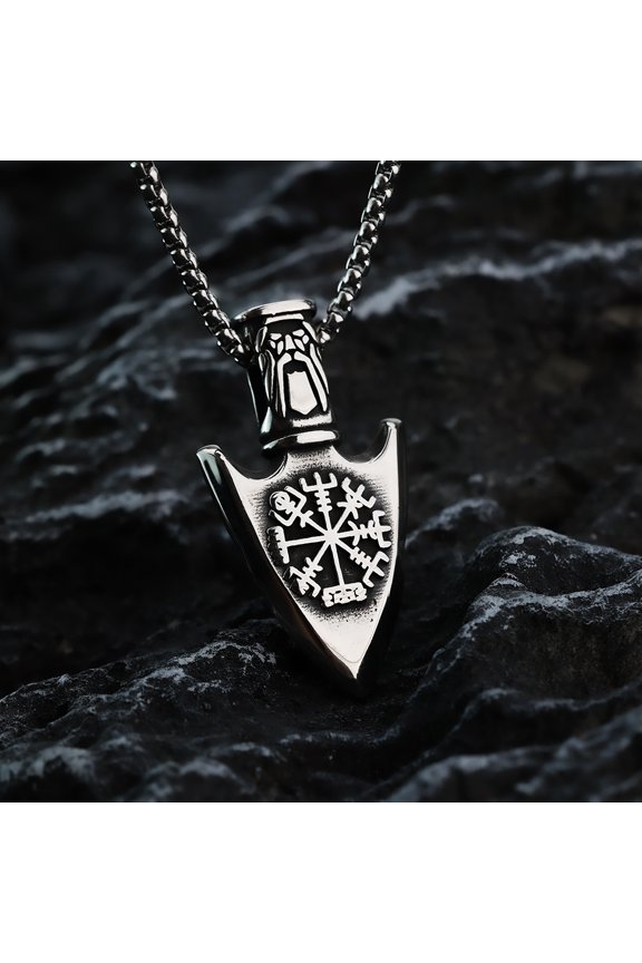 European and American Viking Compass Rune Arrow Titanium Steel Pendant Men's Creative Stainless Steel Pendant Necklace