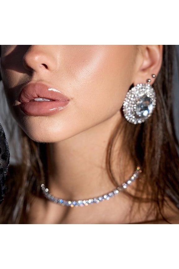 European and American-inspired minimalist necklace and circular earrings set Fashionable vintage-inspired high-end rhinestone jewelry ensemble